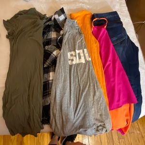 Size large bundle 4 tops, 1 pant